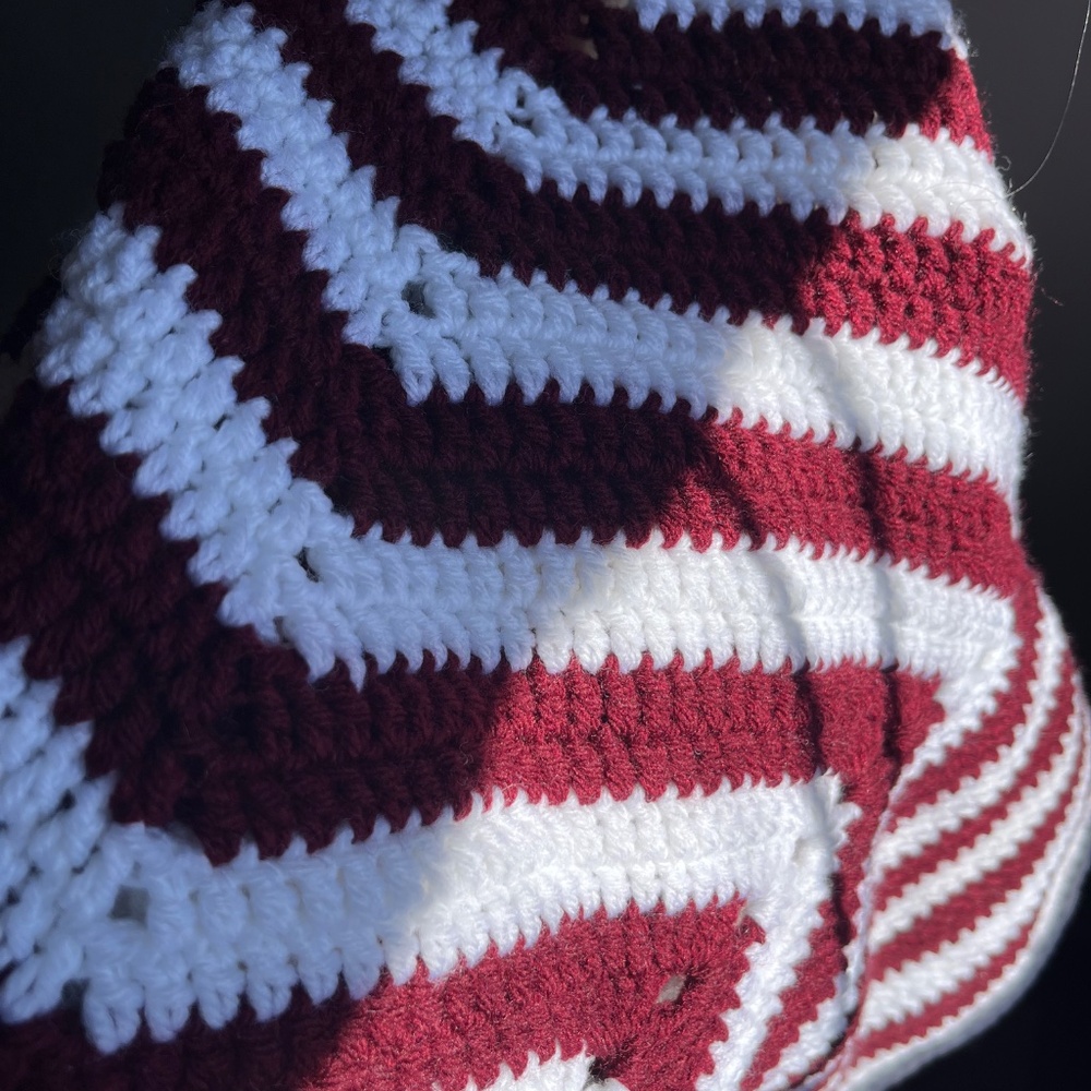 Handmade Crochet Striped Decor Star Blanket - Picture 3 of 3